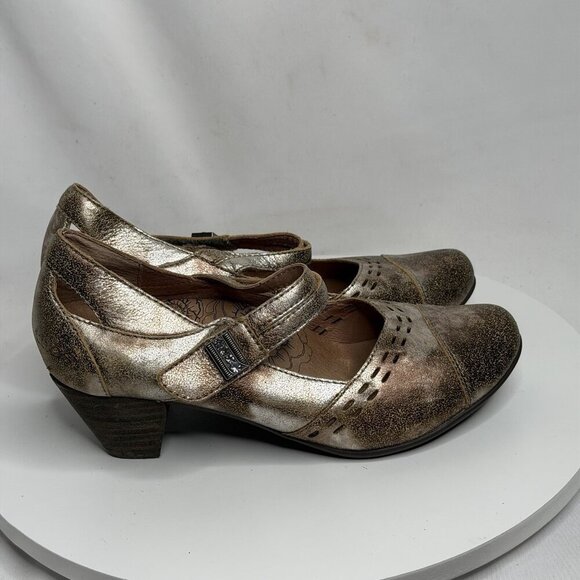 Taos Stunner Women's 6.5 Mary Jane Heels Antique Gold Leather Cap Toe Laser Cut - Picture 2 of 8